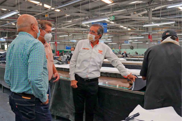 El candidato de Movimiento Ciudadano dio a conocer la lista del IEE.