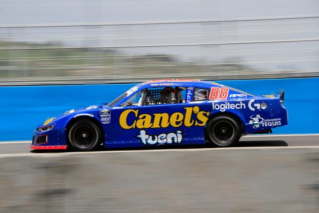 Rubén García es el sublíder de la NASCAR Peak México Series 2021