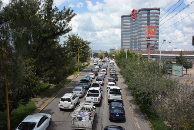 tráfico desquicia ciudad