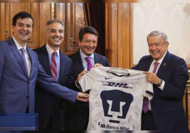 López Obrador anuncia inversión de 300 millones de dólares de DHL en México