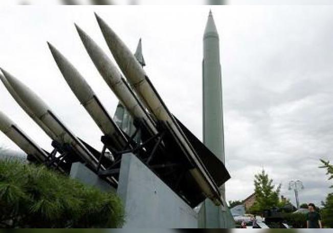Corea del Norte disparó hoy dos nuevos proyectiles