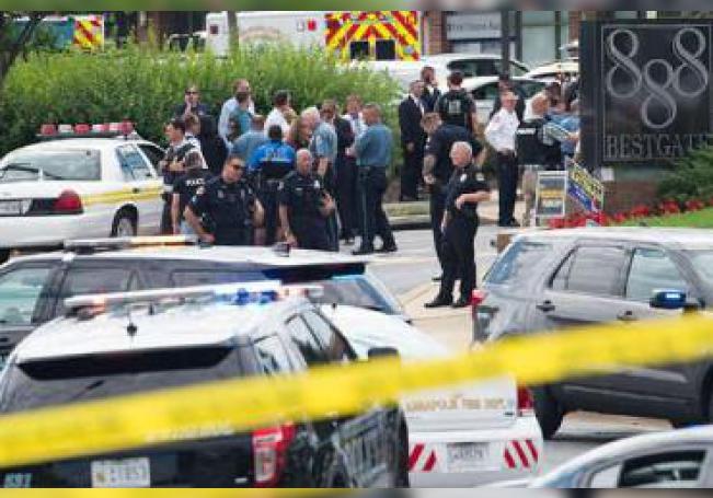 Evacúan centro comercial en Florida por un tiroteo, confirman un herido