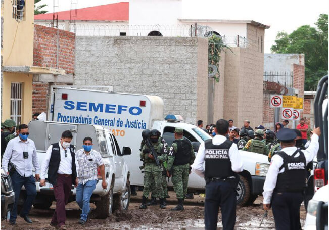 Aumenta a 27 número de víctimas de masacre en Guanajuato