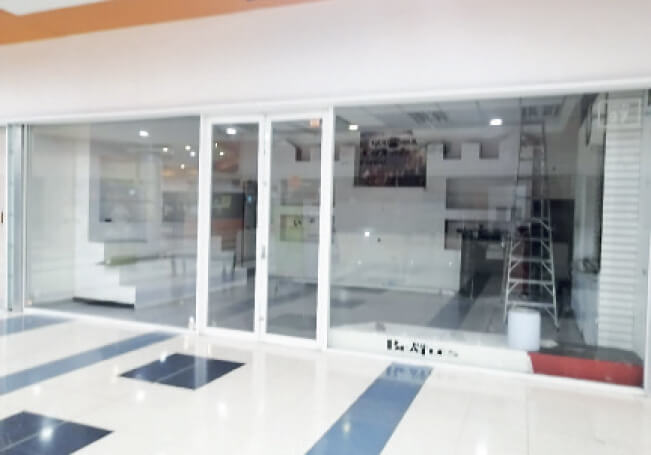 Los centros comerciales se siguen vaciando en todo Aguascalientes