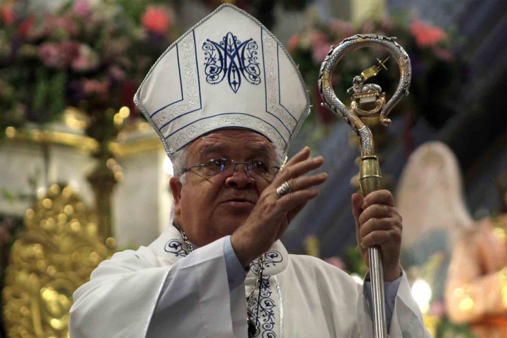 Obispo José María continúa grave