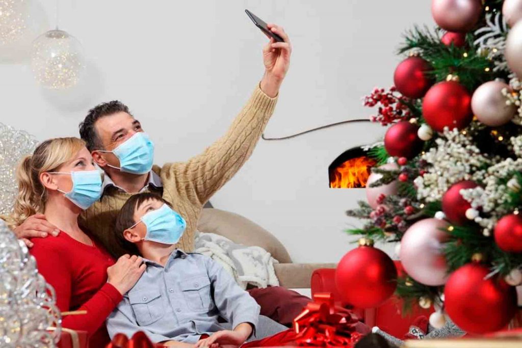 Piden festejar Navidad en casa para evitar más contagios