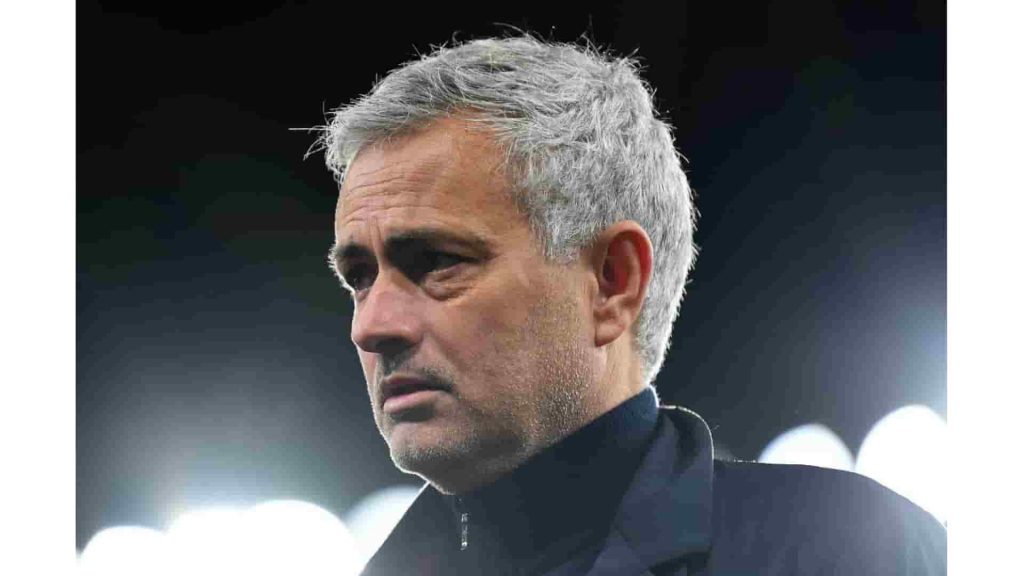 José Mourinho es destituido como técnico del Tottenham