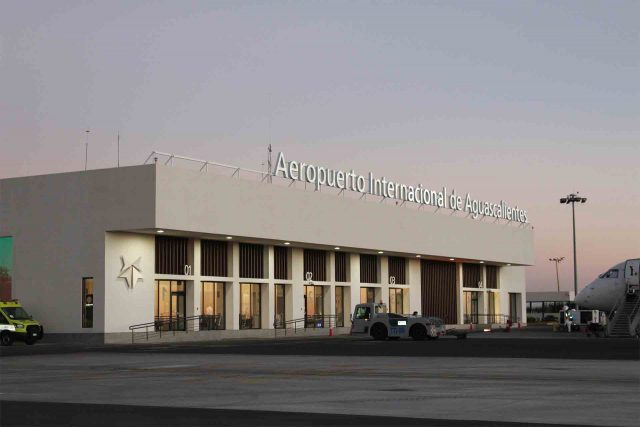 Aguascalientes Aeropuerto Caos AICM