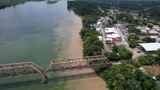 Derrame de petróleo en río de Tabasco paraliza actividades económicas ...