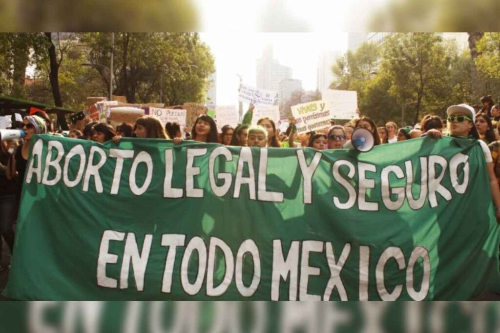 El aborto solo es legal en nueve estados de México