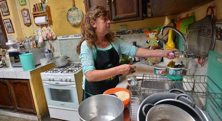 IMSS afiliaría a 2.3 millones de trabajadores del hogar tras reforma