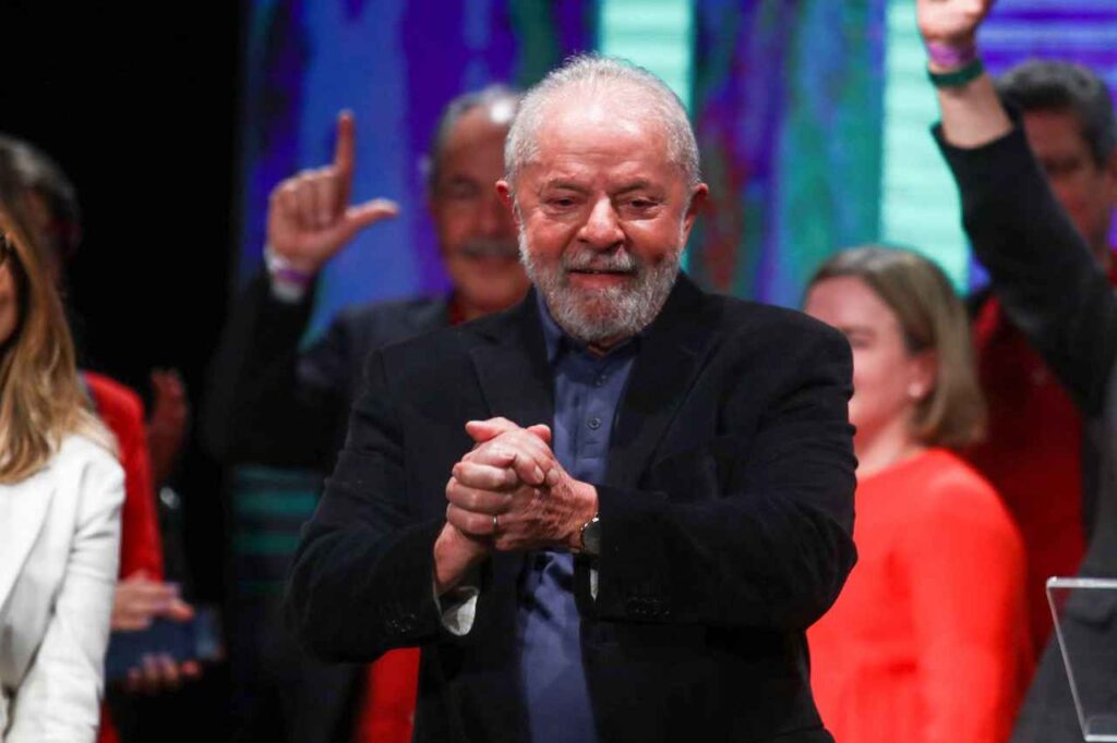 López Obrador celebró el triunfo de Lula da Silva en la primera ronda electoral de Brasil
