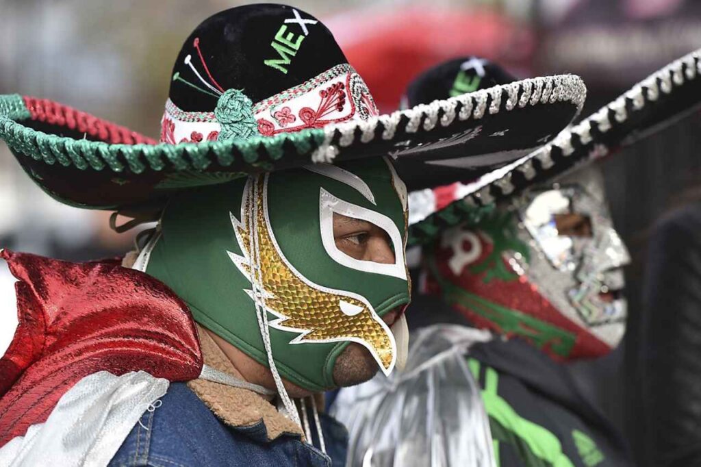 Malas nuevas para la afición mexicana: Qatar prohíbe las máscaras en los estadios