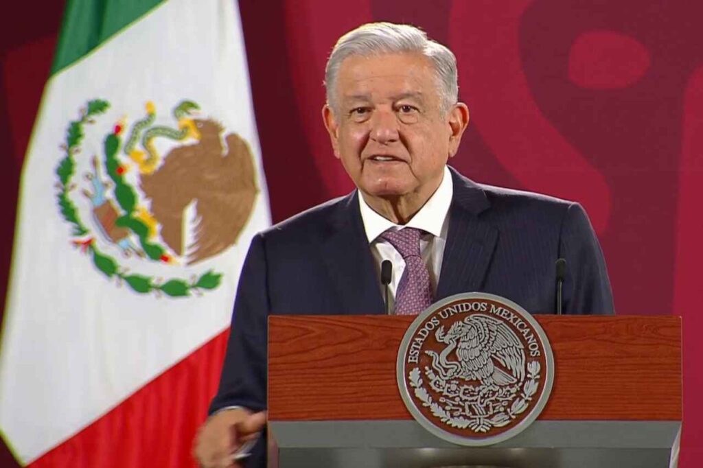 “No van a regresar corruptos” sentencia López Obrador