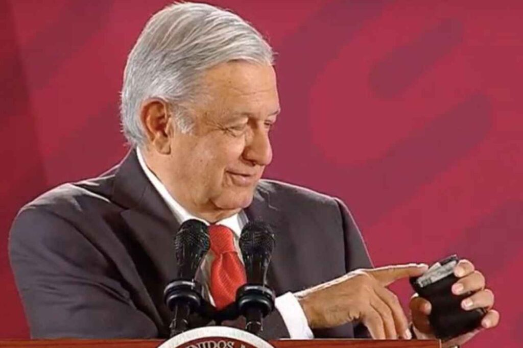 Dice López Obrador que no le interesa el dinero ni las cosas materiales