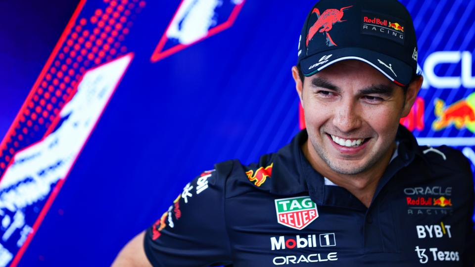 “Checo” saldrá cuarto en el GP de México; Verstappen se lleva la Pole