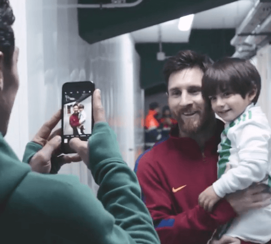 Andrés Guardado responde a ‘Canelo’ y defiende a Lionel Messi