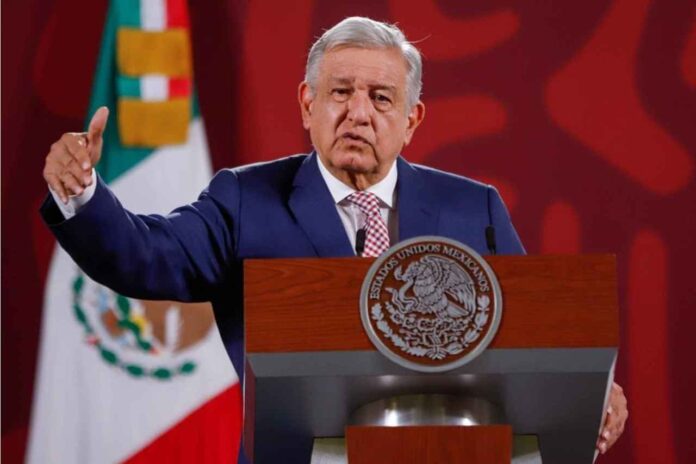 López Obrador Lorenzo Córdova