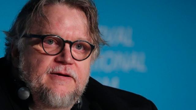 Del Toro lamenta que algunas salas de cine no estrenaran “Pinocho”