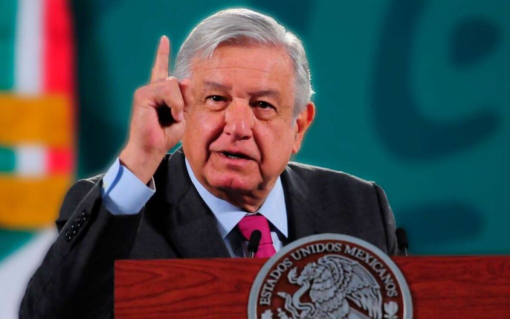 El INE claro que sí se toca; son árbitros vendidos: López Obrador