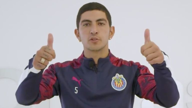 Víctor Guzmán con acuerdo para llegar a Chivas en el Clausura 2023
