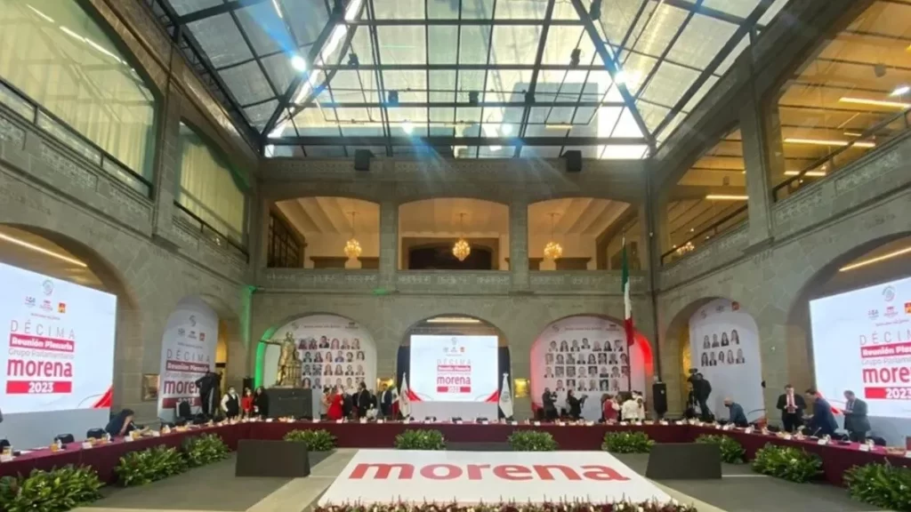 Firman pacto de unidad 51 senadores de Morena entorno a candidatura