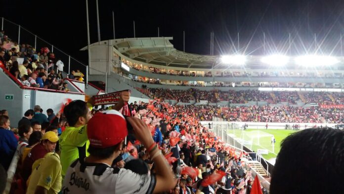 Morena anuncia iniciativa para la seguridad en estadios de futbol