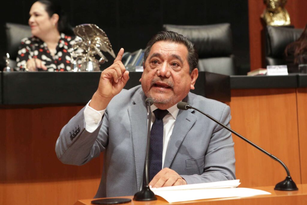 Félix Salgado propone reforma al Poder Judicial