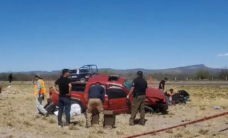 Originarios de Rincón de Romos sufren fatal volcadura en Chihuahua