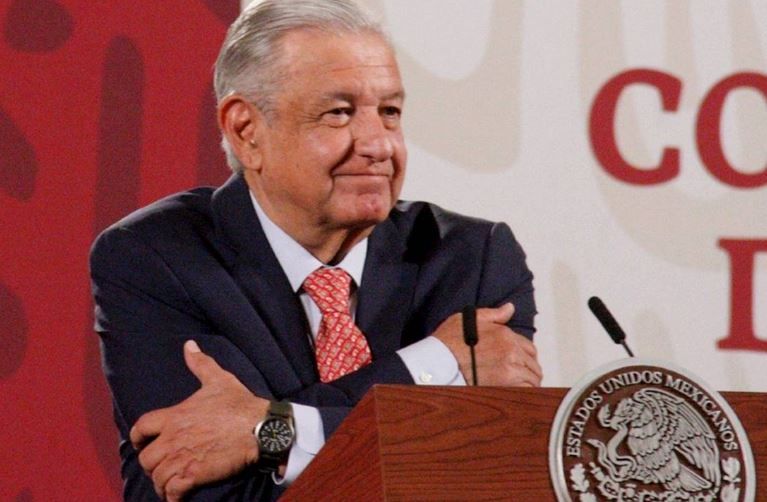 El presidente López Obrador envía una felicitación a los papás mexicanos