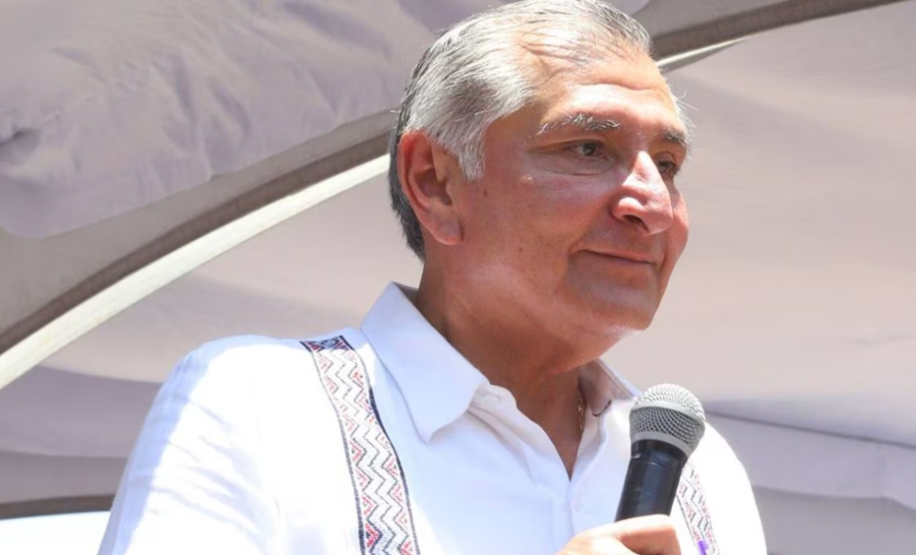 Adán Augusto López reitera apoyo a su Luisa María Alcalde