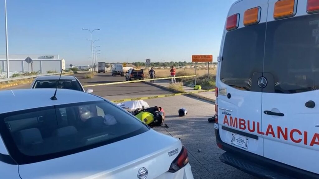 Motociclista murió embestido por un tráiler en la carretera al aeropuerto