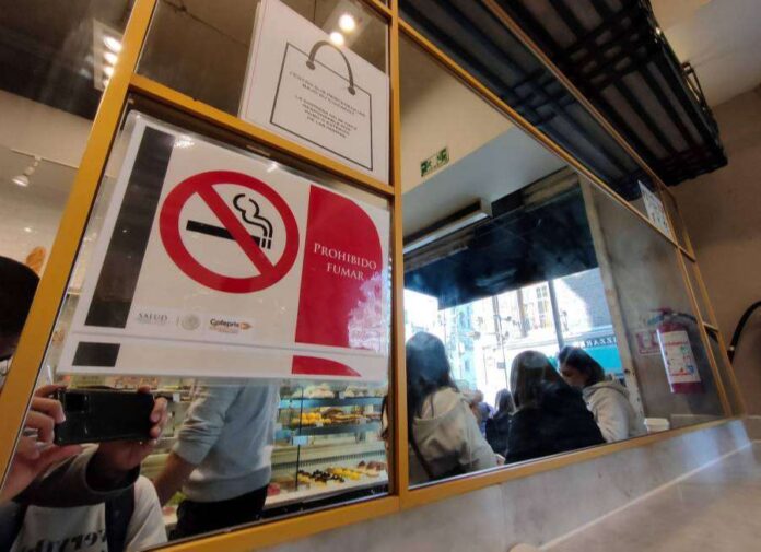 Regulación Sanitaria cerró los primeros cinco antros y restaurantes por violar la Ley Antitabaco
