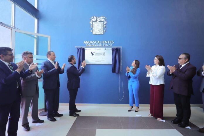 Inaugura Tere Jiménez nuevas instalaciones en la Universidad Tecnológica Metropolitana de Aguascalientes