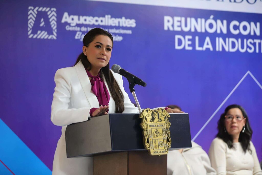 Tere Jiménez refrendó su respaldo al sector textil por ser uno de los pilares de la economía del Estado