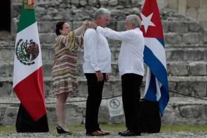 010amlo diaz canel 6