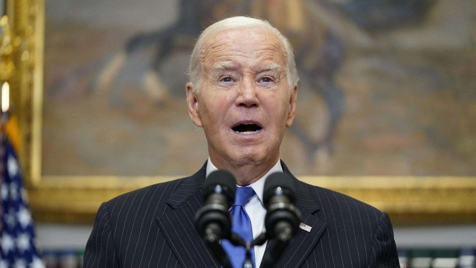 Biden presiona al Congreso para aprobar un acuerdo migratorio a cambio de ayuda a Ucrania