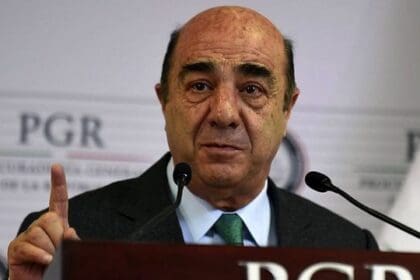 126388478 4772682c b245 4965 ba73 7c56229985ee