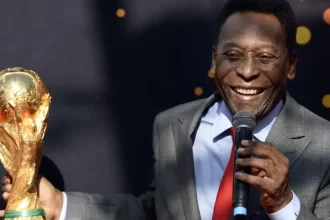 141128135220 pele world cup horizontal large gallery 1