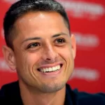 "Chicharito" Hernández ya tendría fecha de presentación con Chivas