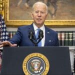 Biden llama a los líderes del Congreso a la Casa Blanca para urgirles dinero para Ucrania