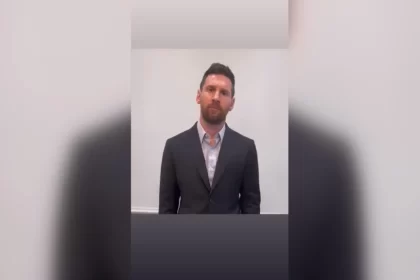 230505125558 lionel messi psg paris saint germain disculpa deportes cnne 00000000 full 169