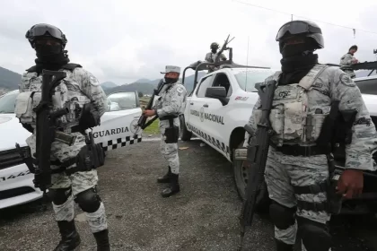 25frenanpasegnasedenaok11 1 1