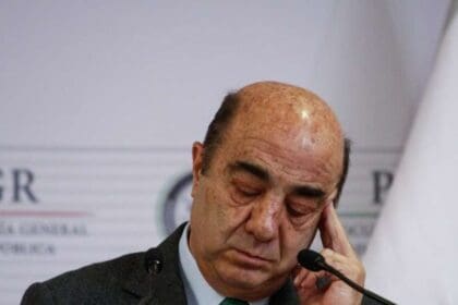Solicitará FGR 82 años de cárcel para Jesús Murillo Karam por caso Ayotzinapa