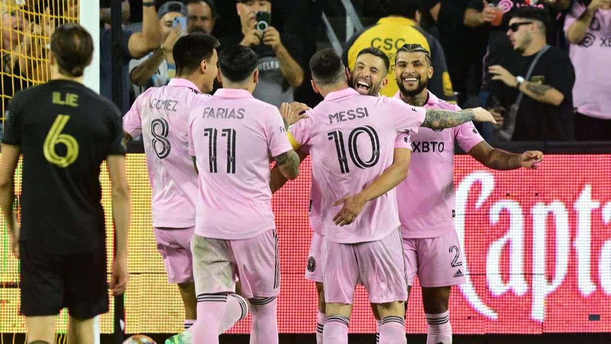 3778128 76852488 2560 1440 1