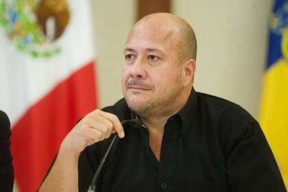 46005244274 cf8c10870d z 1