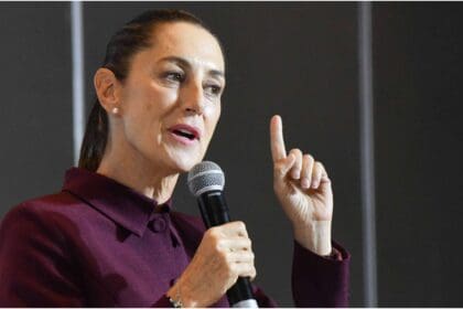 46CAZH6CCBAYZAYONHG6GKW56U 1