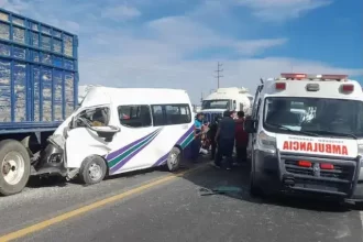 5 muertos en federal tehuacan orizaba deja choque de transporte publico 1