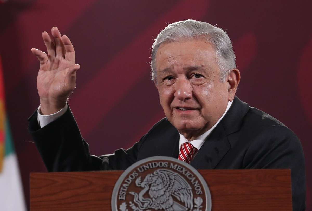 AMLO 1 2 1