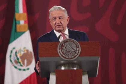 AMLO 2 7